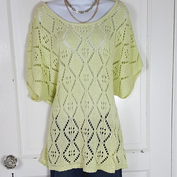 ⭐Esquiste Knit Top - Picture 1 of 5